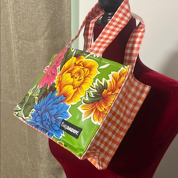 Cheerful Floral Oil-Cloth Tote Bag - Picture 5 of 6